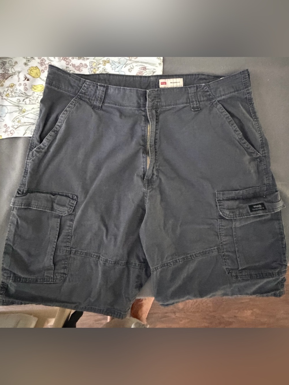 Wrangler Relaxed Fit Dark Gray Shorts